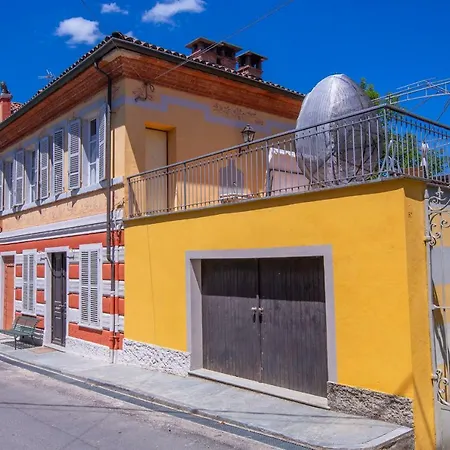 Apartment La *